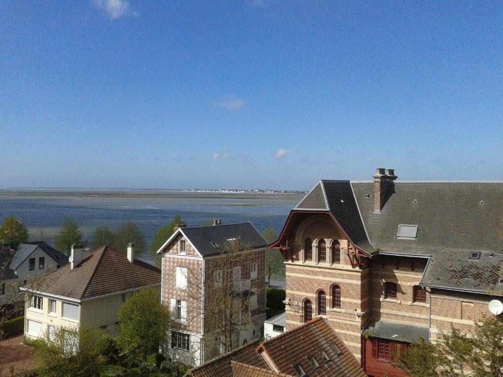 Hotel Du Port Et Des Bains Saint-Valéry-sur-Somme Exterior foto